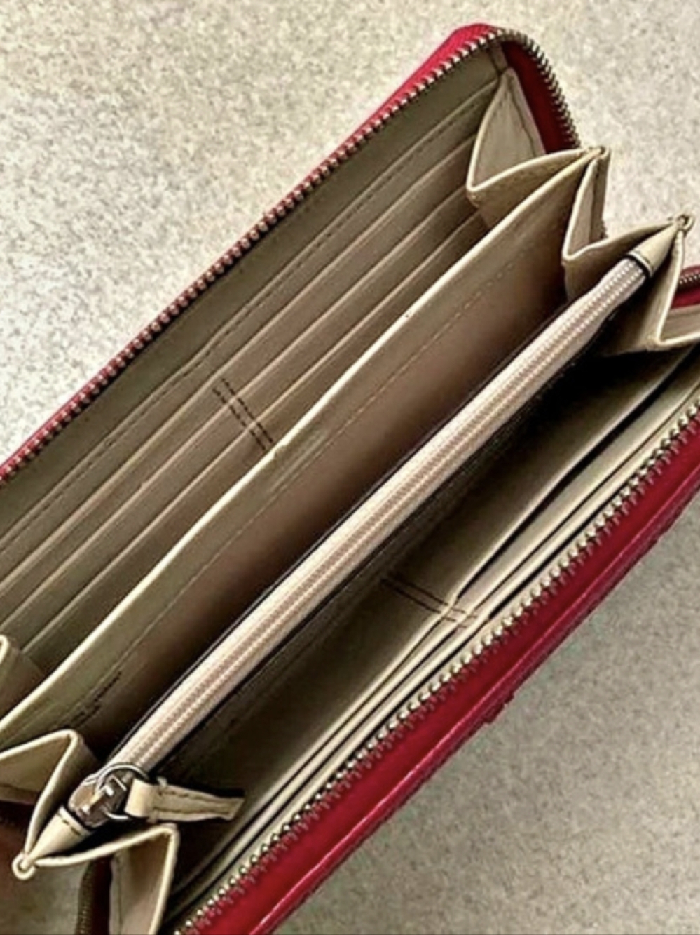 Coach Wallet - Picture 4 of 4